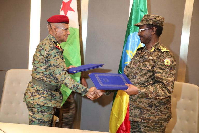 رئيس الأركان الإثيوبي ونظيره الجيبوتي