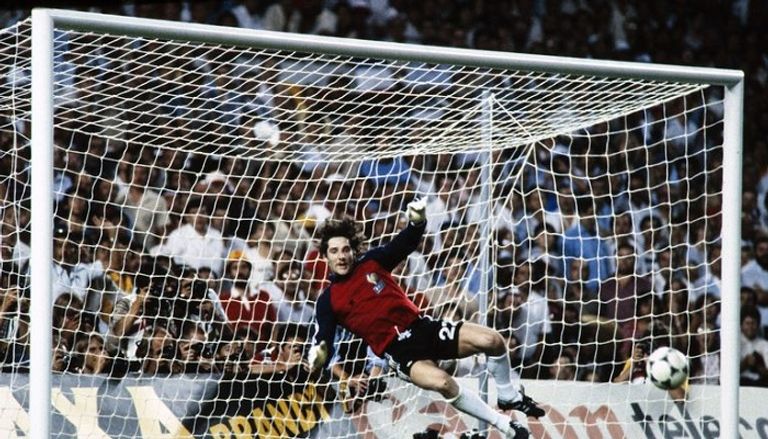 ألمانيا وفرنسا في 1982 ألمانيا وتشيكسلوفاكيا في 1976