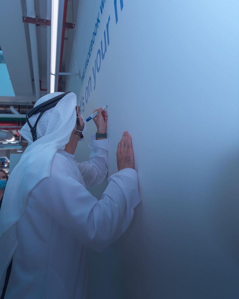 الشيخ حمدان بن محمد بن راشد آل مكتوم