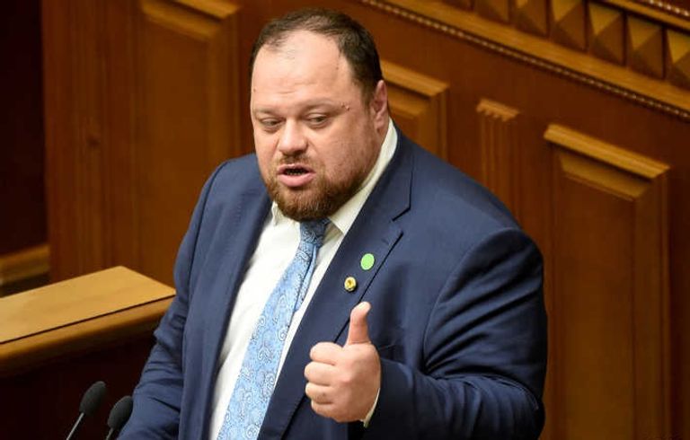 رسلان ستيفانشوك، رئيس برلمان أوكرانيا الرئيس الأوكراني مع رئيس الوزراء ورئيس البرلمان