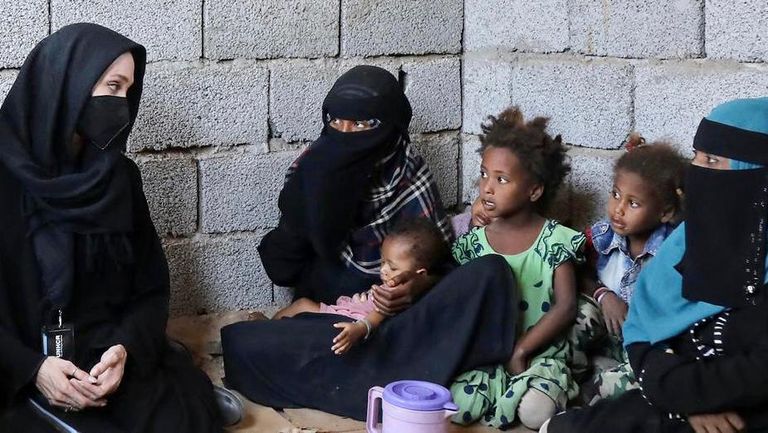 أنجلينا جولي في صنعاء