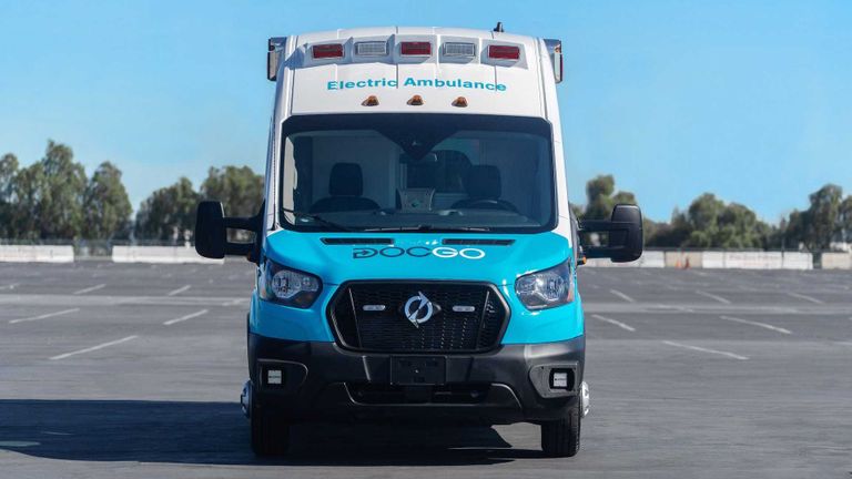 سيارة DocGo سيارة إسعاف DocGo الكهربائية