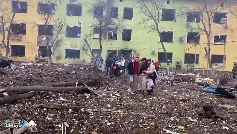 آثار الدمار على مستشفى للأطفال في ماريوبول