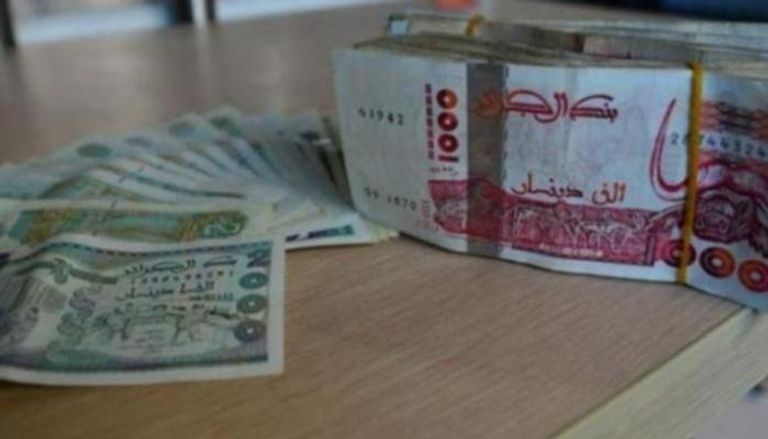 تباين أسعار العملات الأجنبية اليوم في الجزائر
