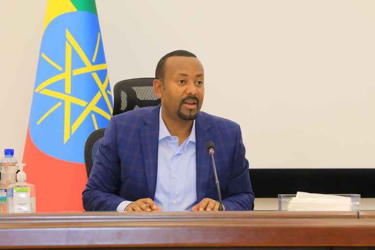 الأمين العام لحزب الازدهار آدم فارح