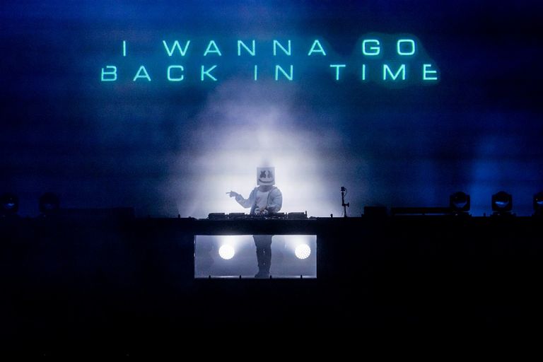 جانب من العرض الموسيقي