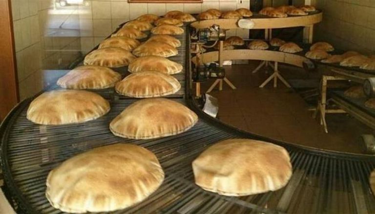لبنان يرفع أسعار الخبز
