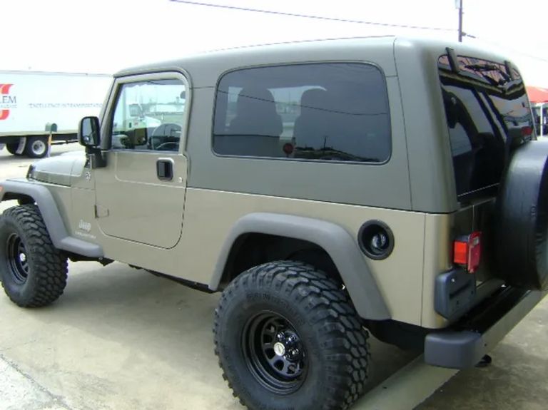 نسخة 2004 رانجلر  فئة CJ-5