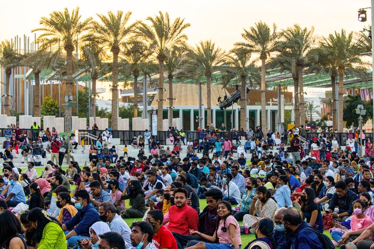 المغني والملحن الهندي سرينيفاس