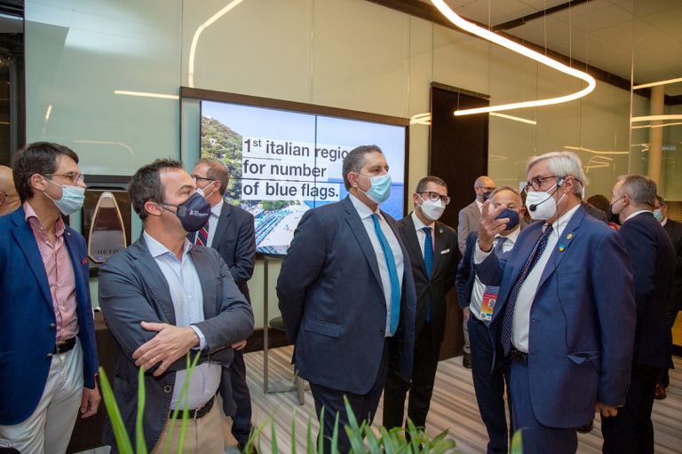 جيوفاني توتي رئيس إقليم ليغوريا في الجمهورية الإيطالية