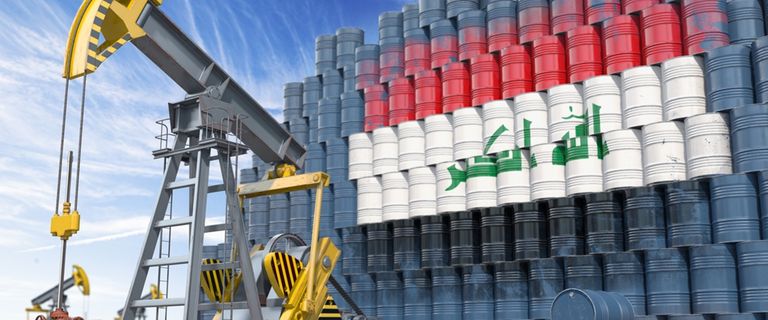 الرئيس الروسي فلاديمير بوتين ووزير دفاعه