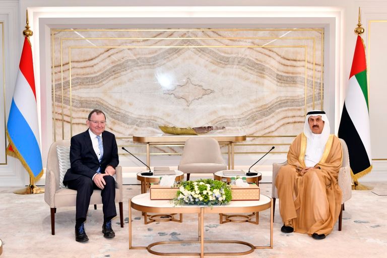 صقر غباش خلال لقائه مع فرناند ايتجن - إرم