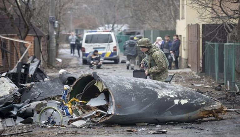 بقايا طائرة روسية محطمة في أوكرانيا