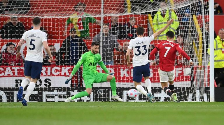 مانشستر يونايتد ضد توتنهام