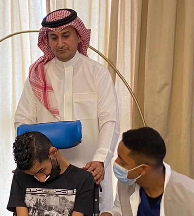 خالد الزيلعي لاعب النصر السعودي السابق خالد الزيلعي نجم النصر السعودي السابق