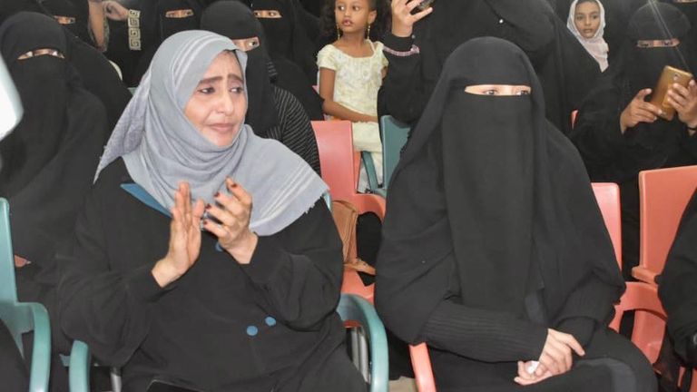 فتيات يمنيات قهرن إرهاب مليشيات الحوثي