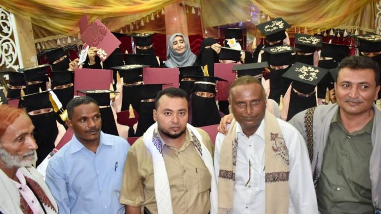 فتيات يمنيات قهرن إرهاب مليشيات الحوثي