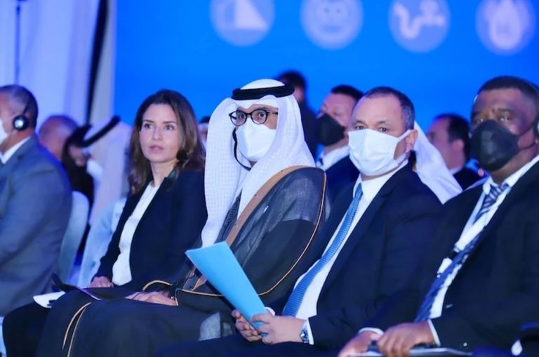 الدكتور سلطان بن أحمد الجابر وليلى بنعلي