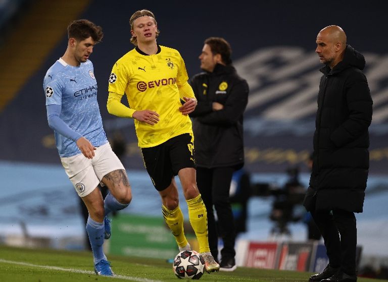 هالاند وجوارديولا إيرلينج هالاند مهاجم بروسيا دورتموند