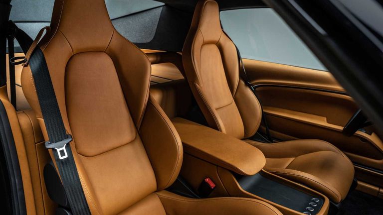 موستانج الكهربائية Charge Cars  موستانج الكهربائية تعديل Charge Cars