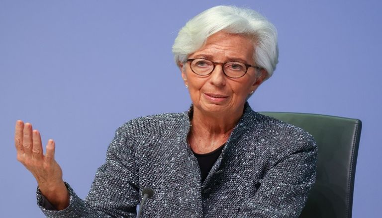 رئيسة البنك المركزي الأوروبي كريستين لاجارد التضخم يصيب أوروبا بموجة غلاء