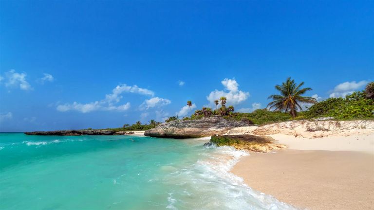 مدينة Playa del Carmen العاصمة الفرنسية باريس
