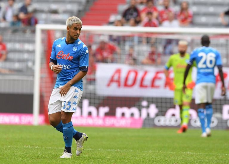 آدم وناس نجم منتخب الجزائر وفريق نابولي جمال بلماضي مدرب منتخب الجزائر