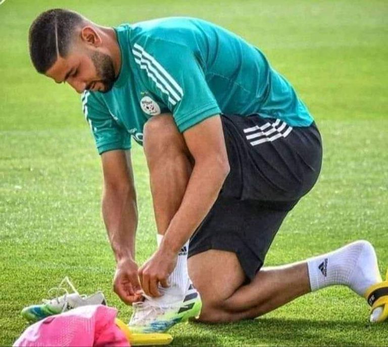 يوسف العوافي مفاجأة منتخب الجزائر ضد الكاميرون منتخب الجزائر