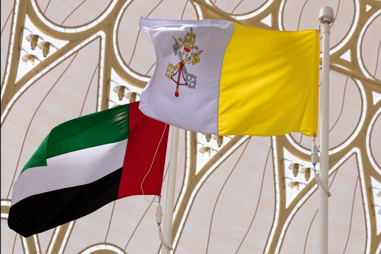 الشيخ نهيان مبارك آل نهيان والكاردينال بيترو بارولين