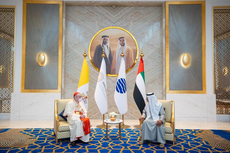 الشيخ نهيان مبارك آل نهيان والكاردينال بيترو بارولين