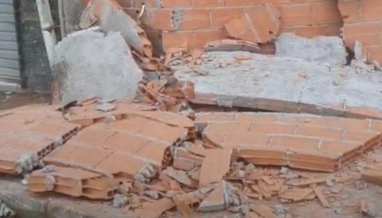 مخلفات أولية لزلزال بجاية الجزائرية