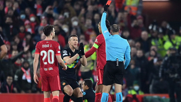 مباراة ليفربول ضد إنتر ميلان في دوري أبطال أوروبا روبرتو مانشيني مدرب منتخب إيطاليا