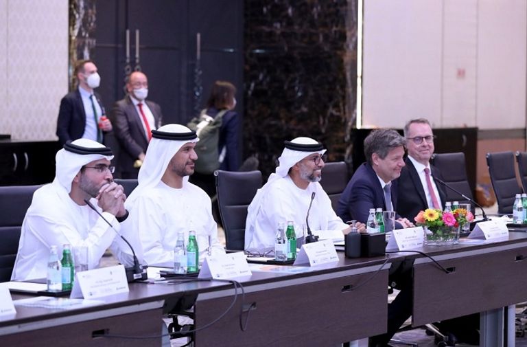 الإمارات وألمانيا تعززان الشراكة في مجال الهيدروجين واستدامة سلاسل الإمداد
