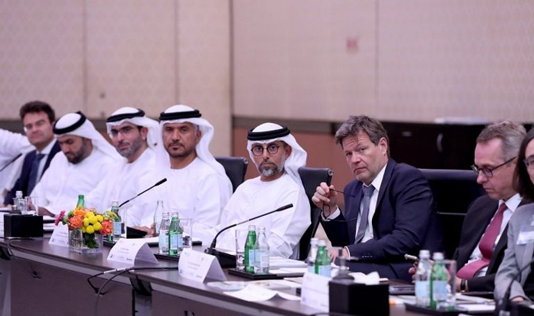 الإمارات وألمانيا تعززان الشراكة في مجال الهيدروجين واستدامة سلاسل الإمداد
