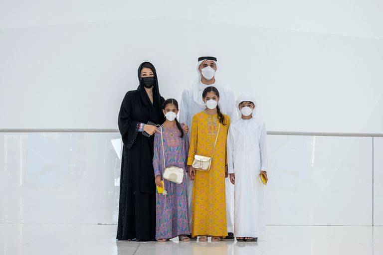 الشيخ خالد بن محمد بن زايد يزور جناح الإمارات في إكسبو 2020 دبي