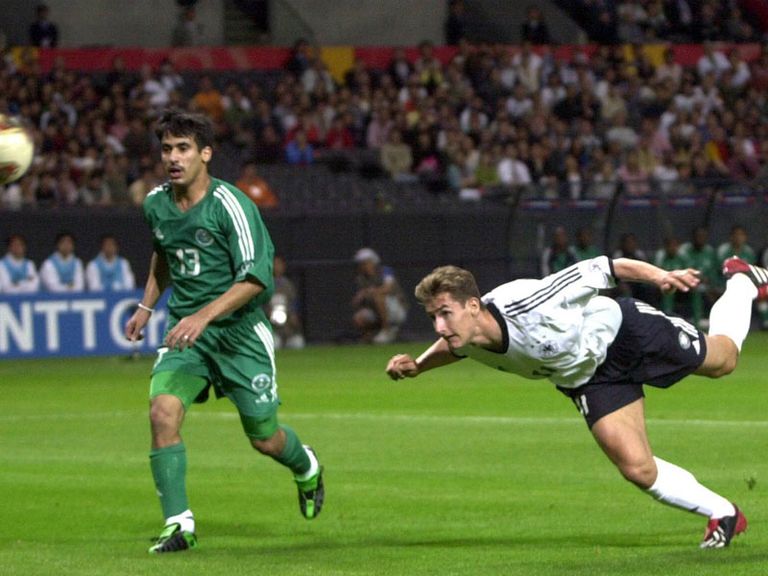 المنتخب السعودي أمام ألمانيا في كأس العالم 2002 المنتخب السعودي