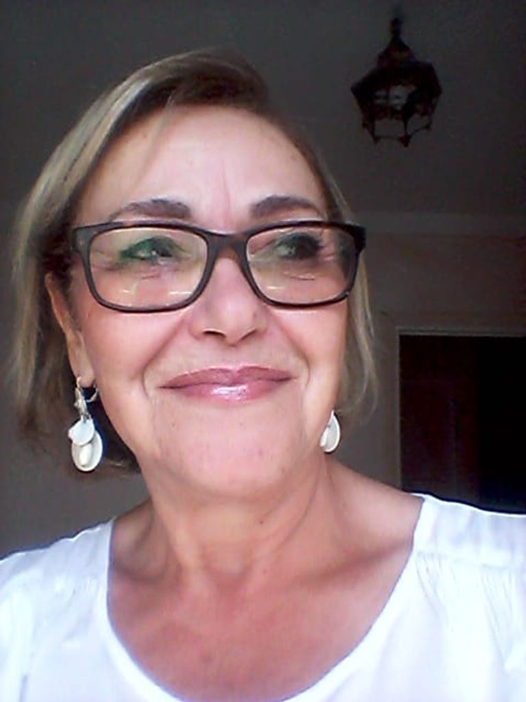 الفنانة الجزائرية بهية راشدي - أرشيفية الفنانة الجزائرية بهية راشدي - أرشيفية