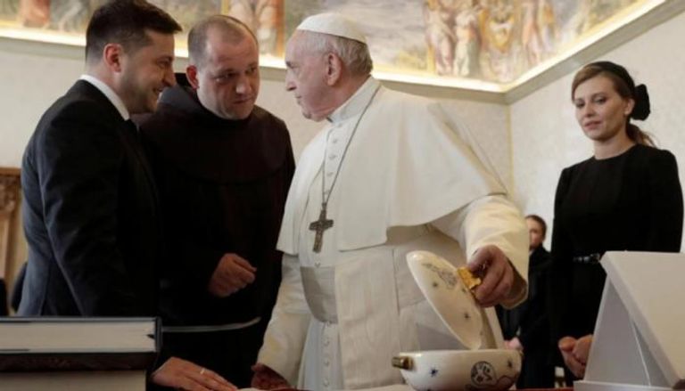 زيلنسكي مع بابا الفاتيكان في زيارة سابقة- أرشيفية