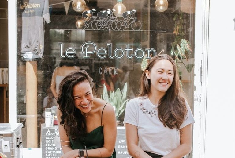  مقهى Caféothèque