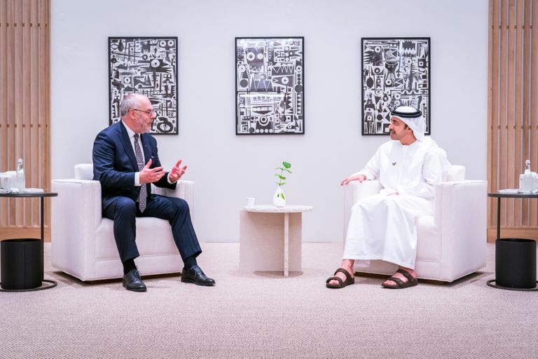 الشيخ عبدالله بن زايد آل نهيان وزير الخارجية والتعاون الدولي وألار كاريس رئيس جمهورية أستونيا الشيخ عبدالله بن زايد آل نهيان وألار كاريس رئيس جمهورية إستونيا