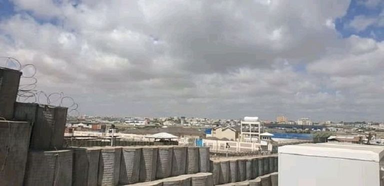 بوابة مطار مقديشو