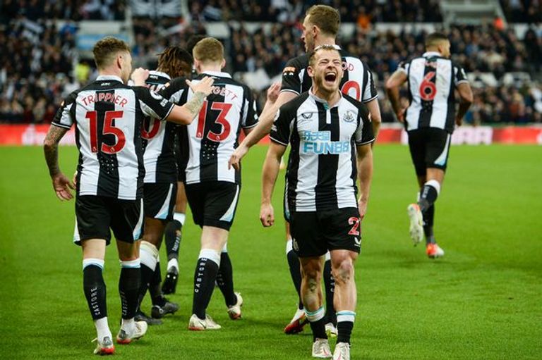 فريق نيوكاسل يونايتد جماهير نيوكاسل يونايتد