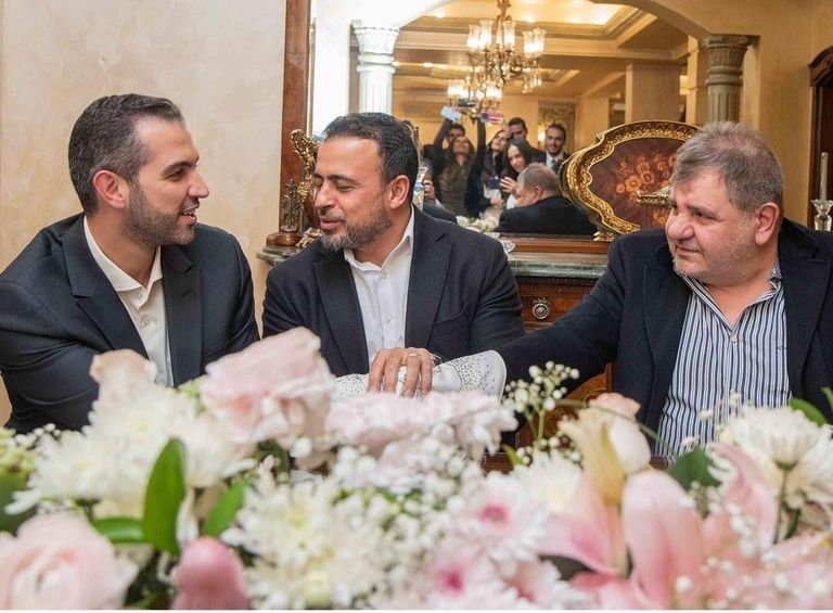 أيمن الذهبي طليق أصالة مع زوجها الحالي حسن فائق