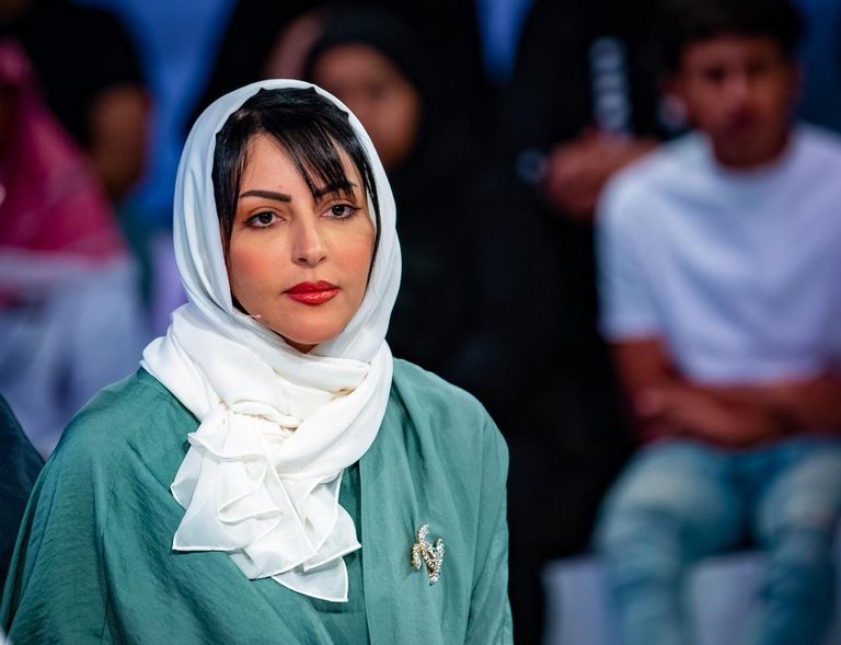 ملاك الحسيني نجمة سناب شات