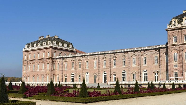 تورينو تتمتع بأجواء باريسية مميزة