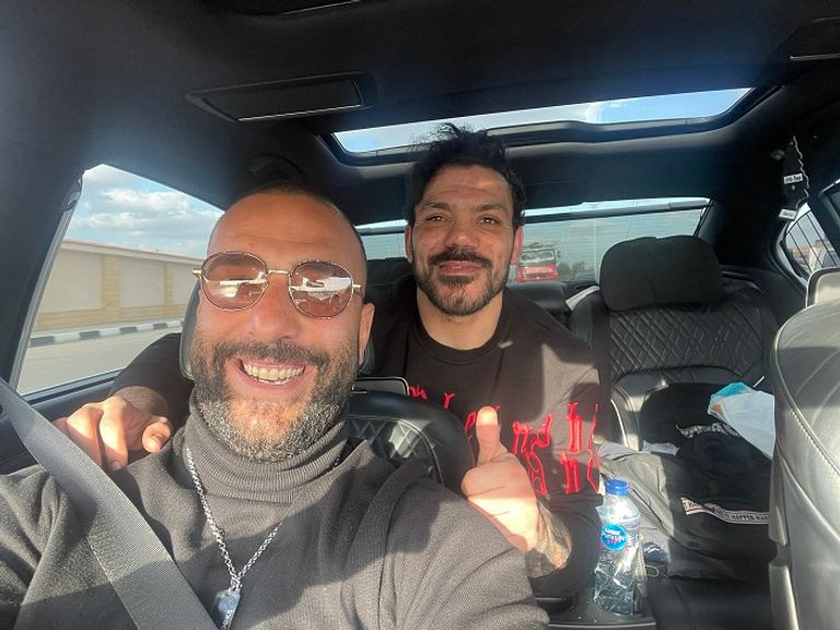 عمرو زكي مع رئيس الزمالك