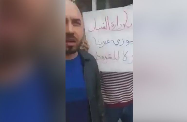 شباب ليبي من المسجلين بمشروع منح الزواج