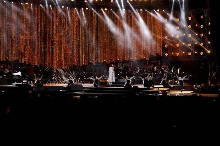 الفنانة نوال الكويتية خلال الحفل