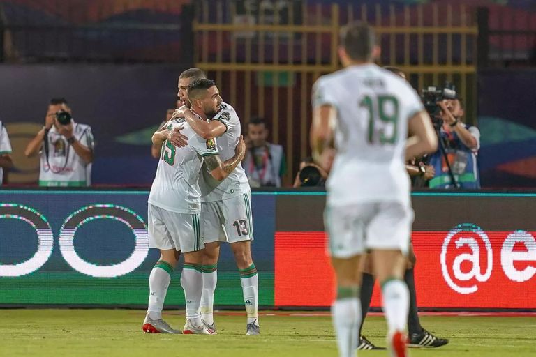 منتخب الجزائر نادر الغندري لاعب منتخب تونس