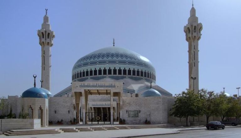 الأردن يلغي التباعد في المساجد